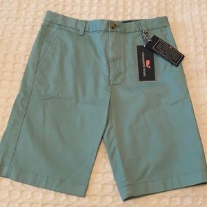 Vineyard Vines shorts